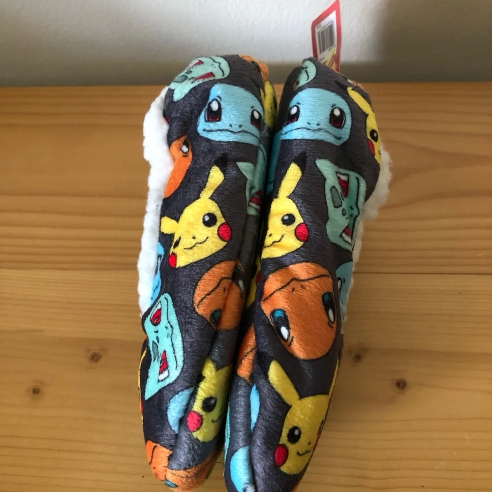 NWT Pokémon Classic Starters Kids Fuzzy Babba Slipper Socks S/M 8-13